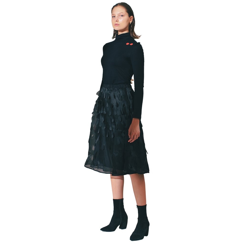 LD-13 skirt cuticle black