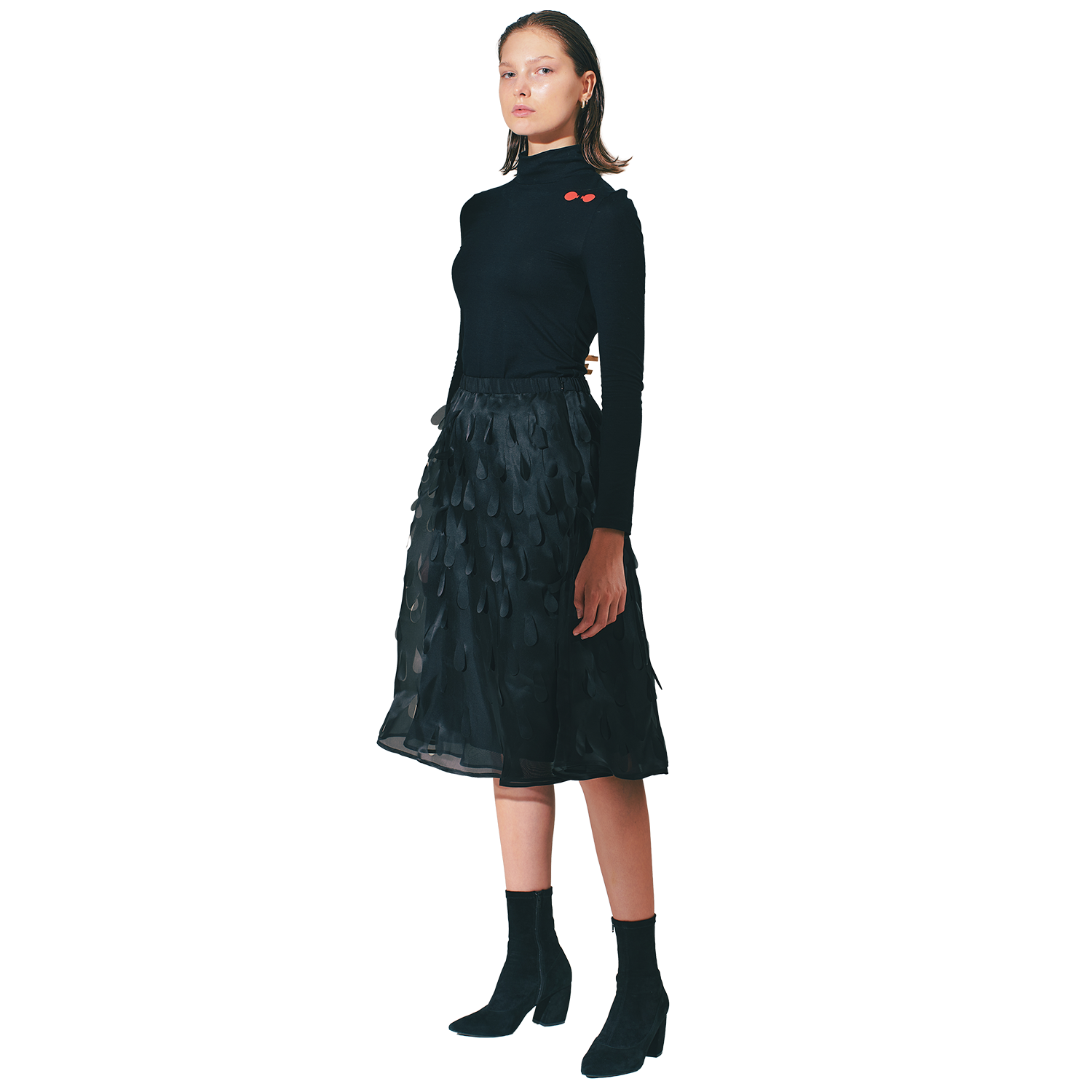 LD-13 skirt cuticle black